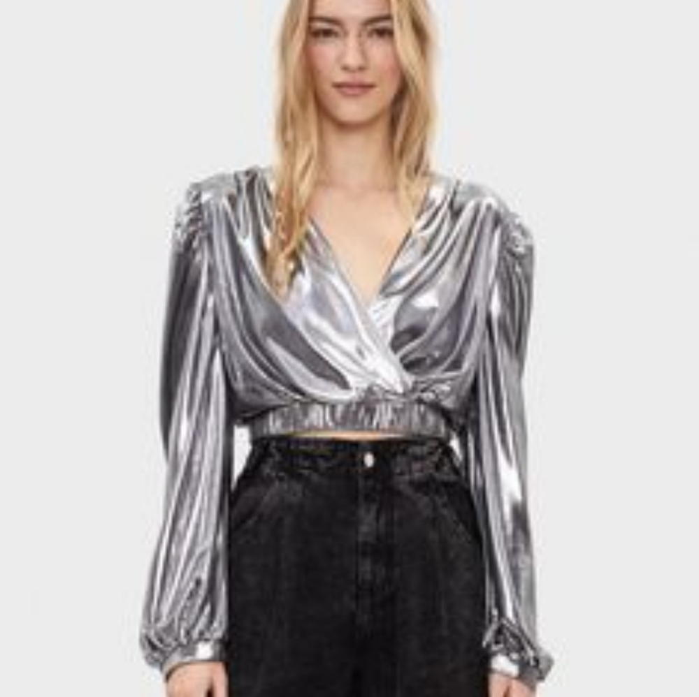 NWOT WOMEN'S BERSHKA SPECIAL EDITION SILVER METALLIC CROP TOP BLOUSE SZ S $49